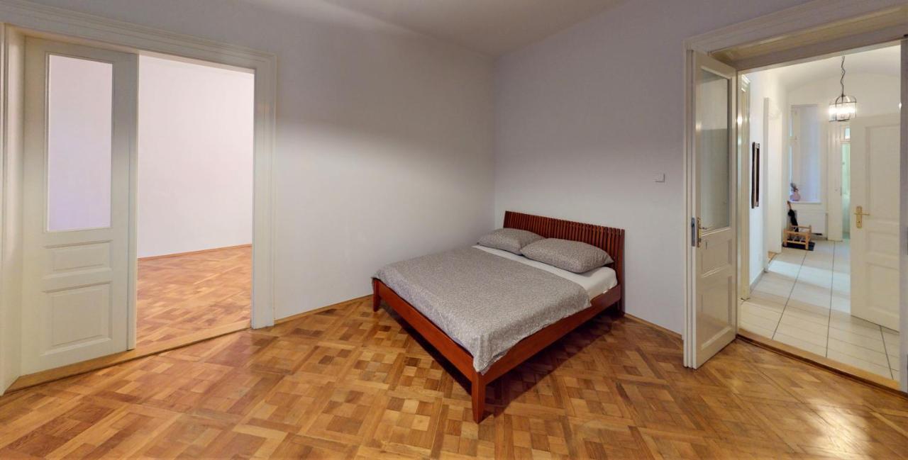Wenceslas Square Quiet&charm Apartmán *